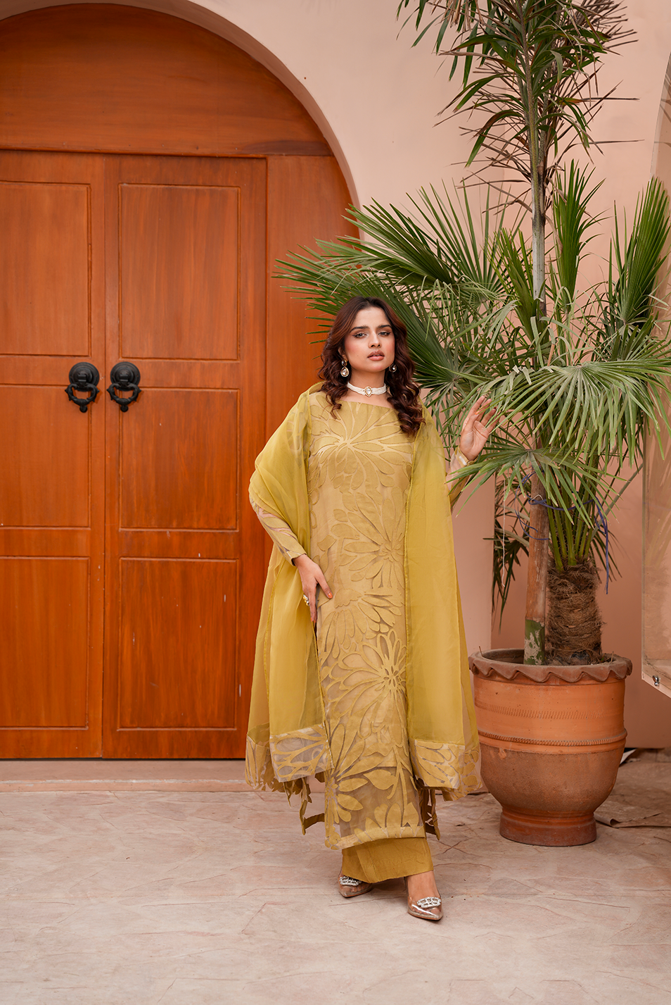 MINA | LUMENE FESTIVE '26