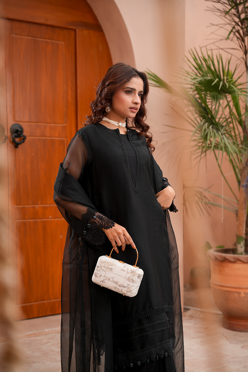 SORAYA | LUMENE FESTIVE '26